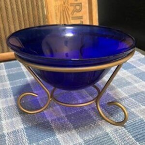 Z Gallerie - Vintage Bowl with Stand - LIKE NEW Condition